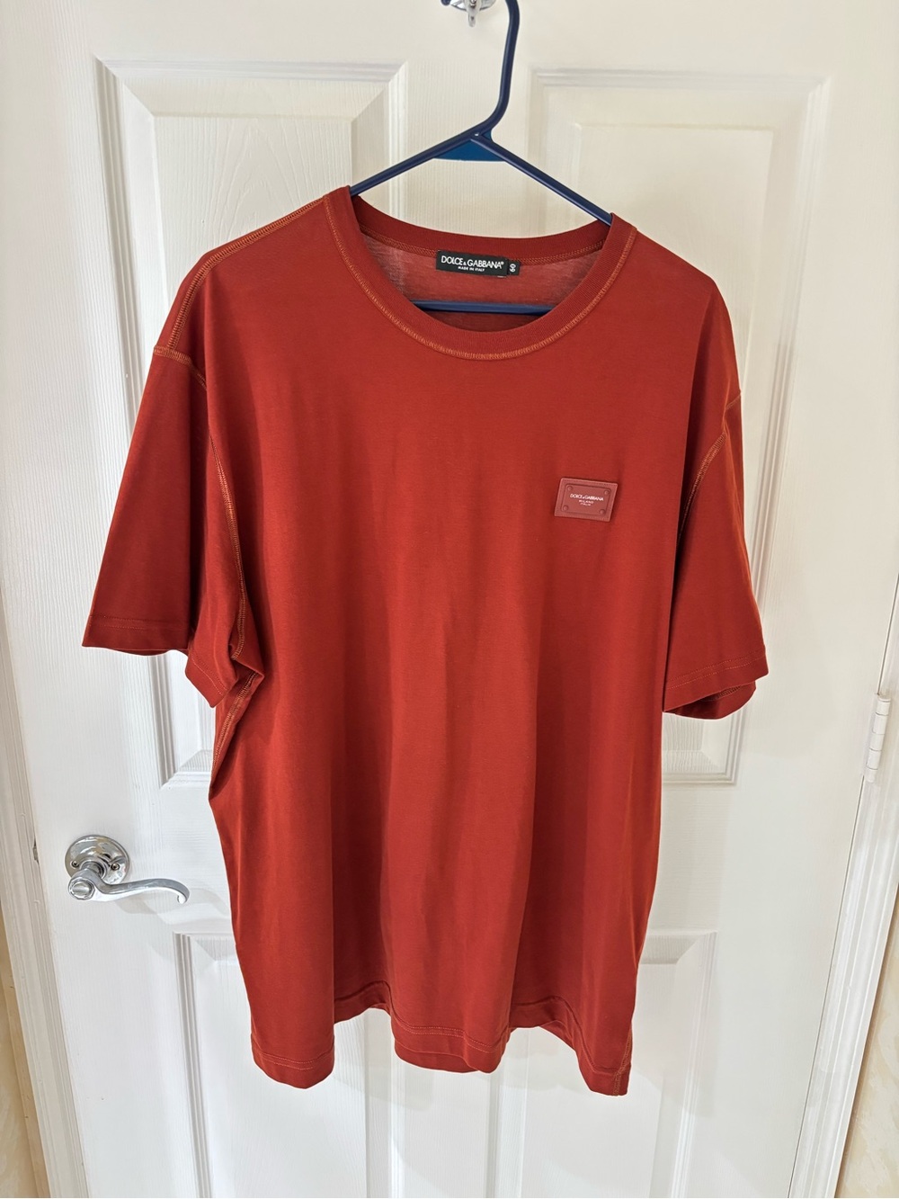 Only used once Dolce & Gabbana Men’s Rust Red Crew Neck T-Shirt